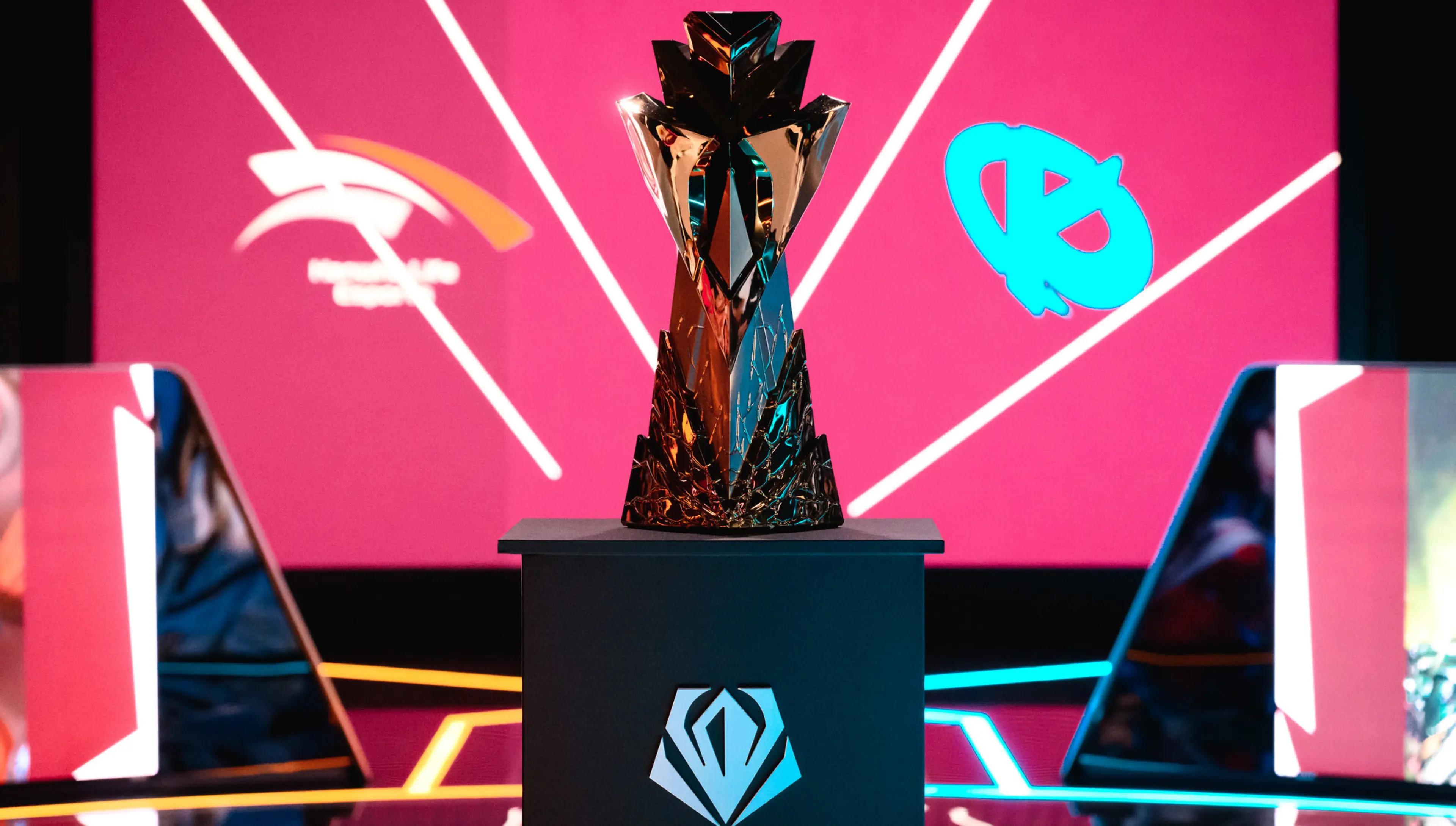 First Stand 2025 Finals between Hanwha Life Esports and Karmine Corp