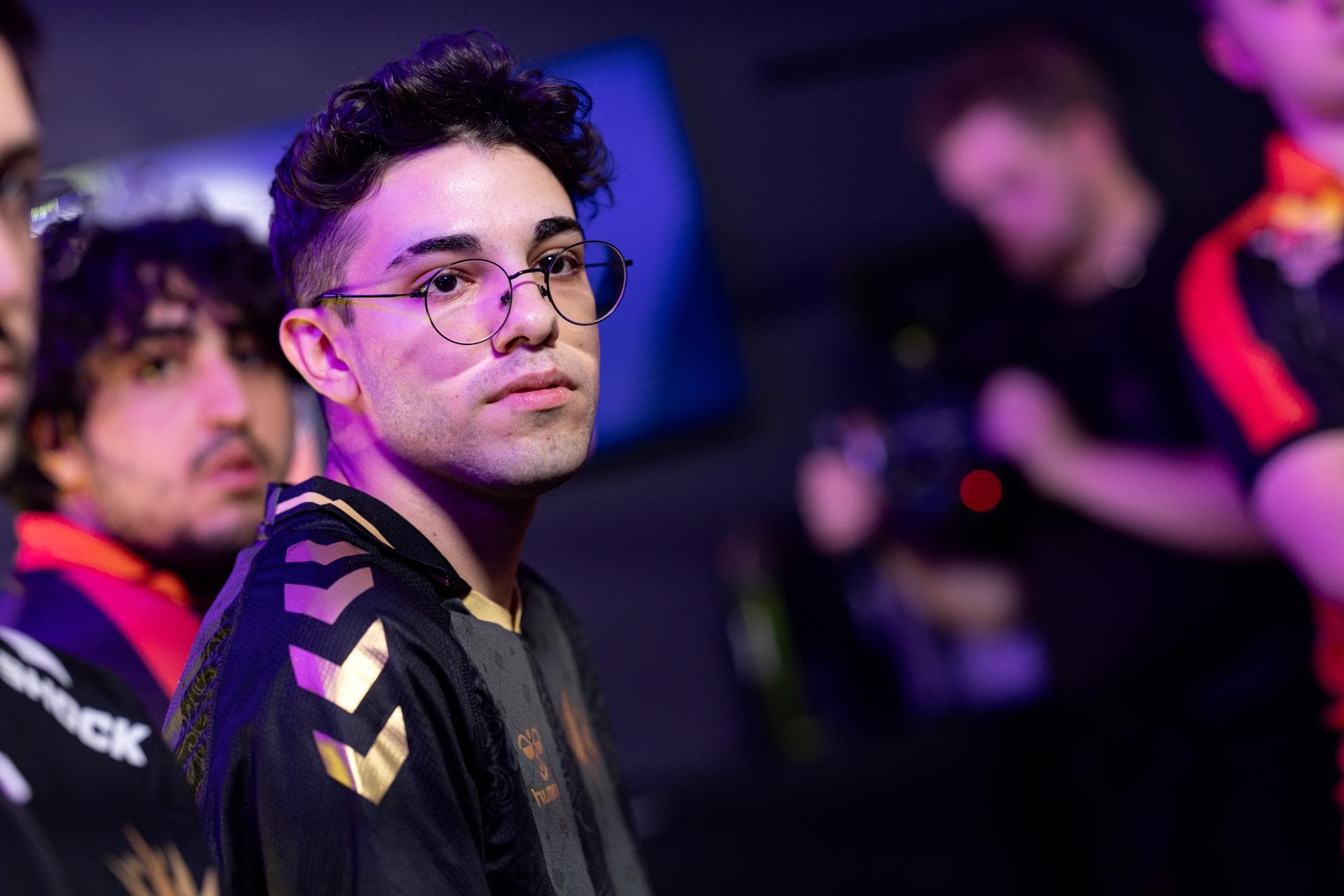 Article background image