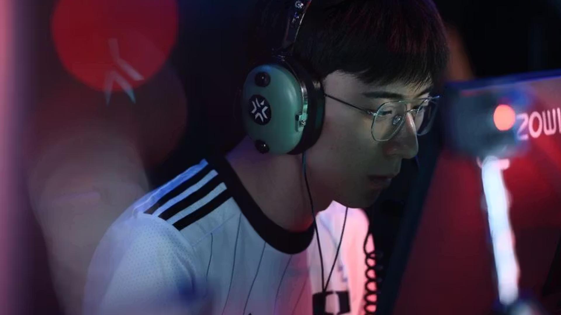 Park “exy” Geun-cheol at VCT Pacific Ascension 2023 with Dplus