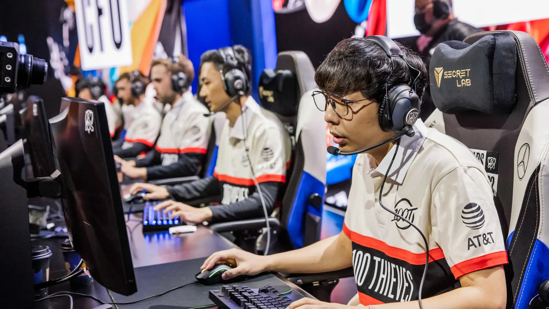 100 Thieves