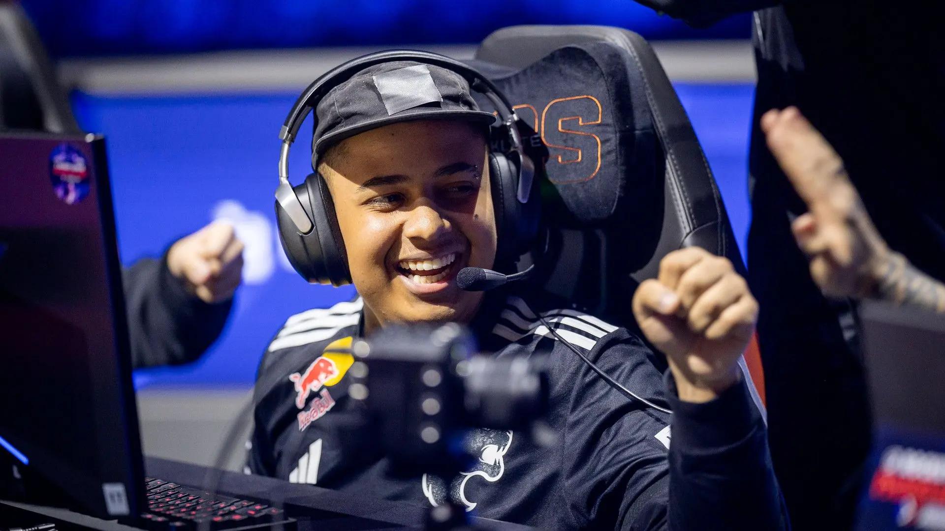 yANXNZ at the Paris Major. Credit: Michal Konkol