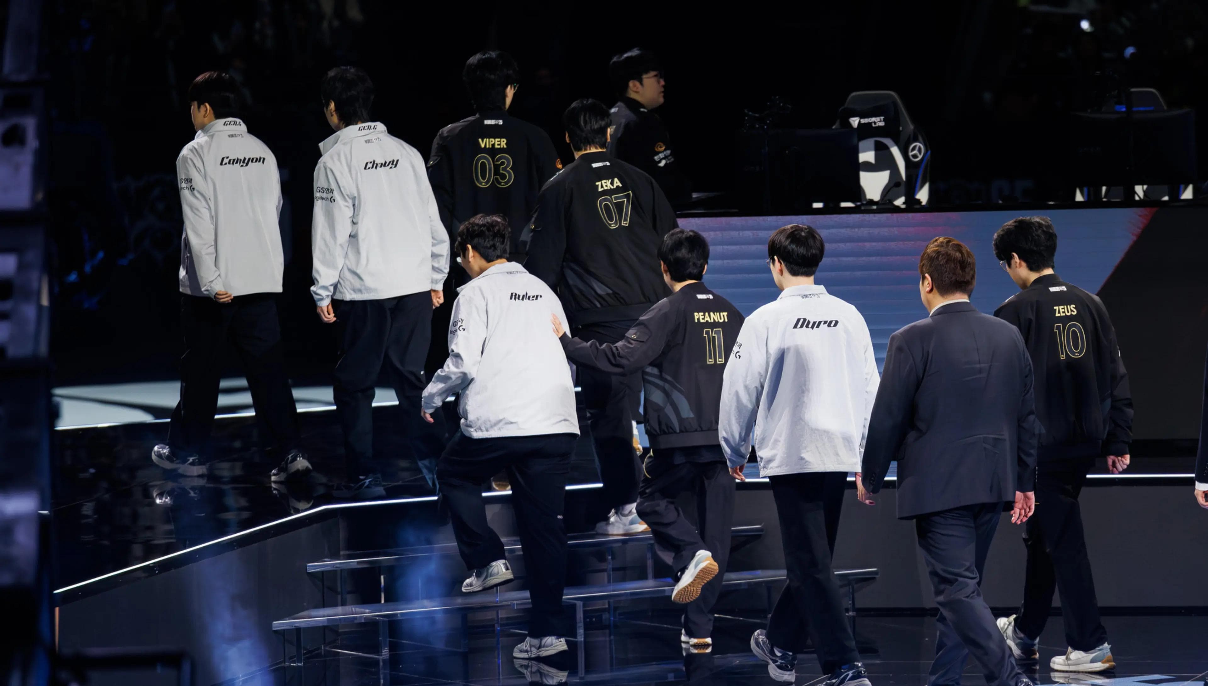 Article background image