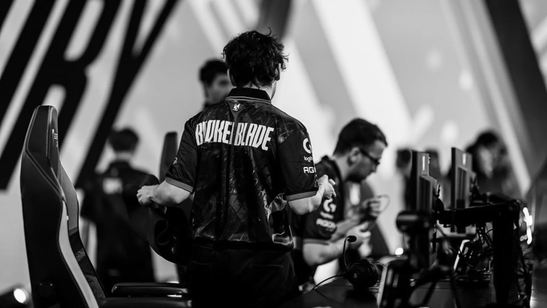 G2 started 2025 with 2 loss for the first time