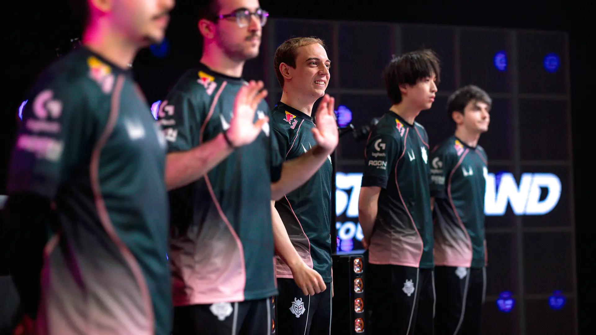 G2 smiles and waves before crushing Gen.G. Image Credit: Photo by Bruno Alvares / Riot Games