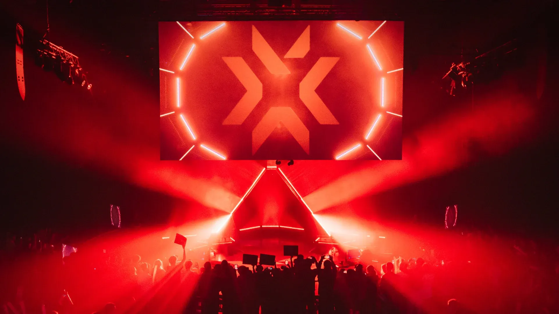 Champions Paris Arena Stage