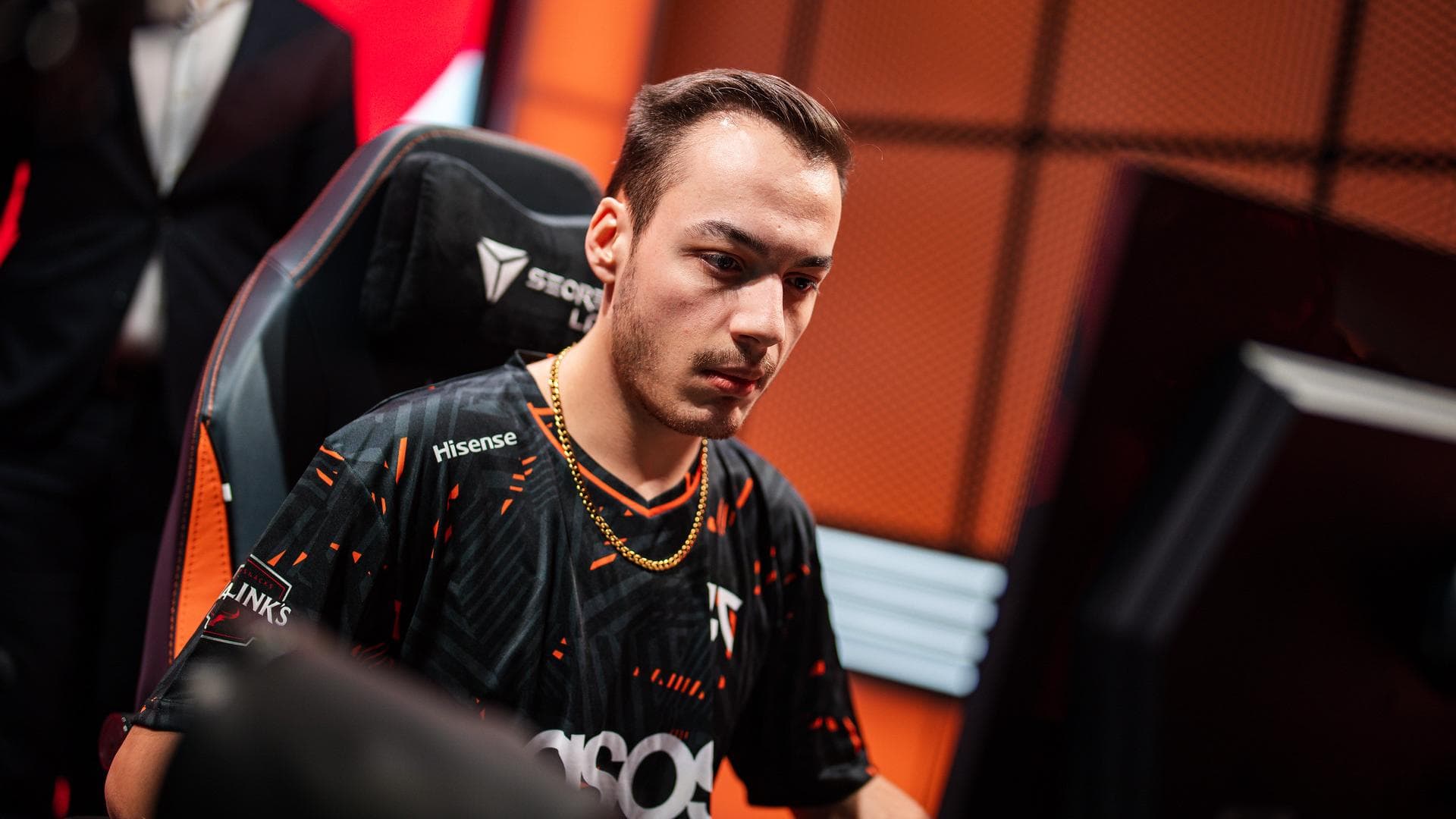 Article background image