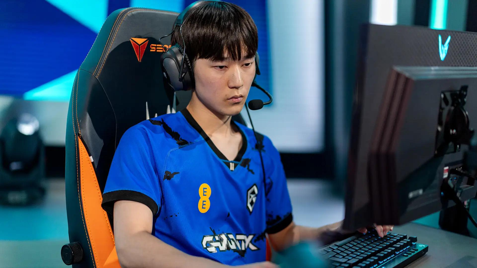 Yoon "Jun" Se-jun, support of GIANTX in the 2025 LEC Spring Playoffs.