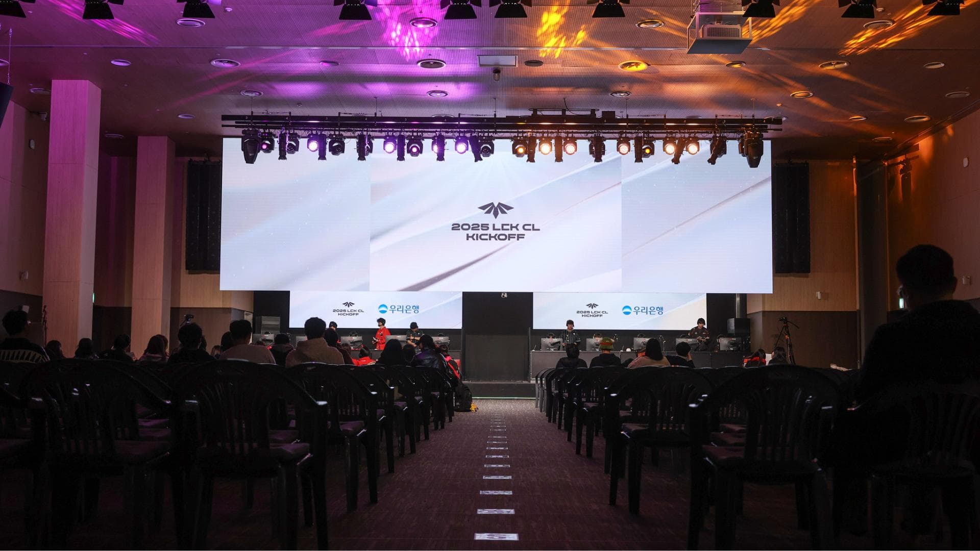 Article background image