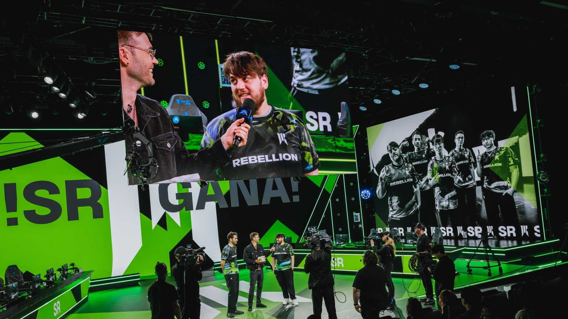 Article background image