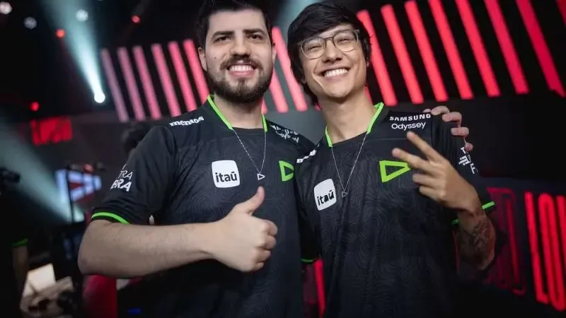 Tinowns and Robo together for LOUD in CBLOL.