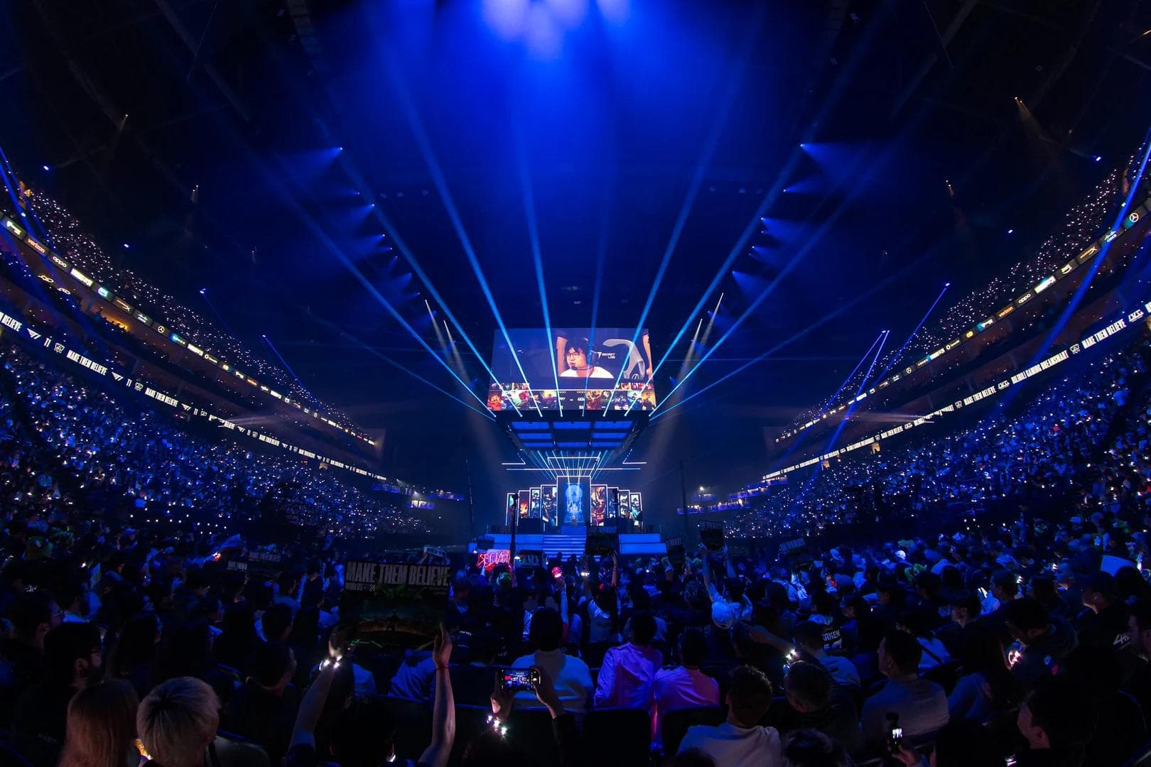 Article background image
