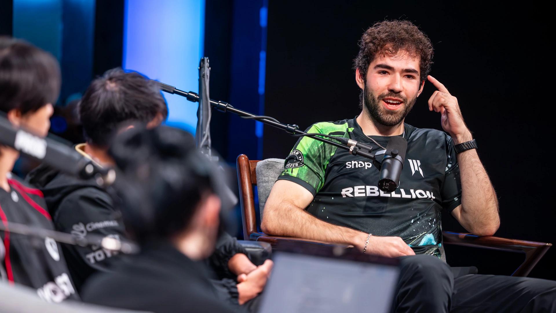 Fudge talking in the LCS Pros podcast | Photo Credit: Riot Games
