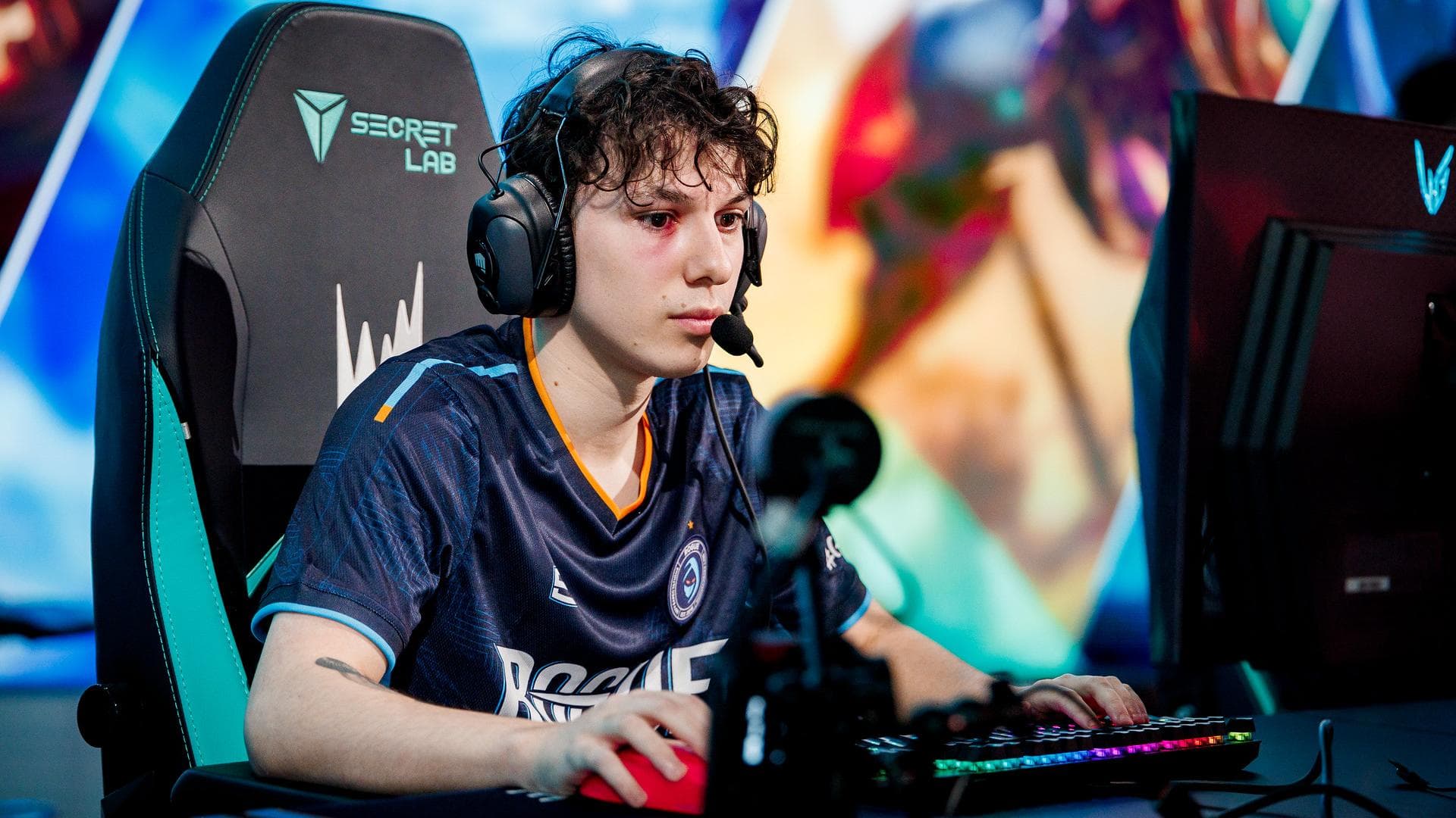 Article background image