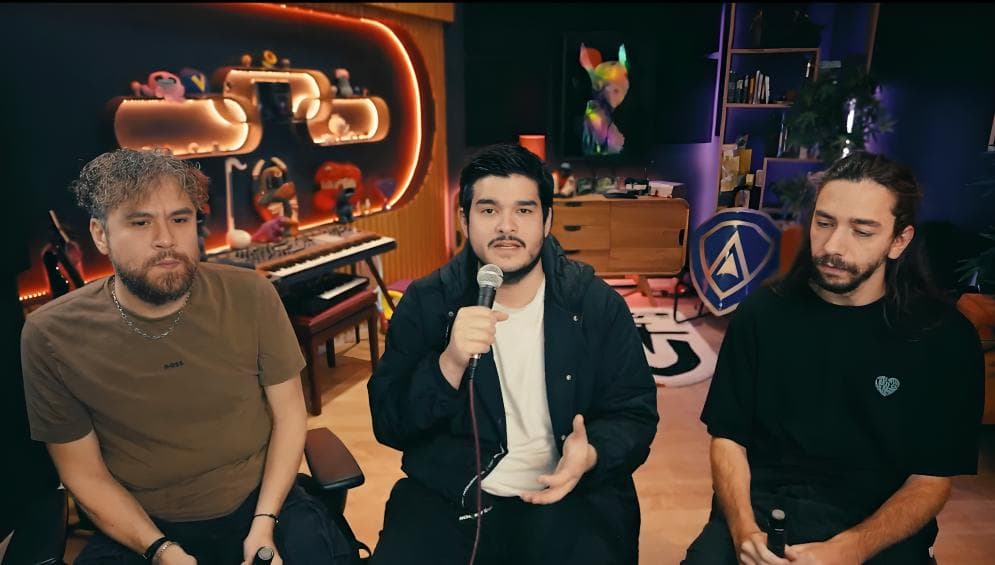 Article background image