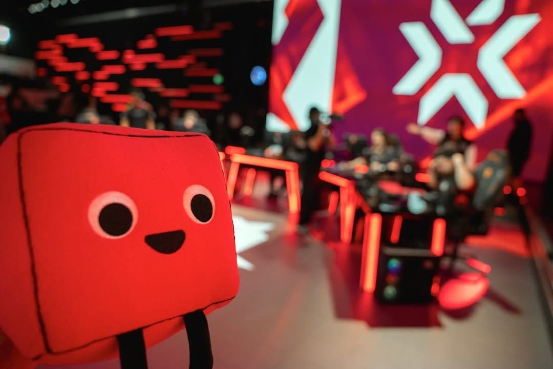 Article background image